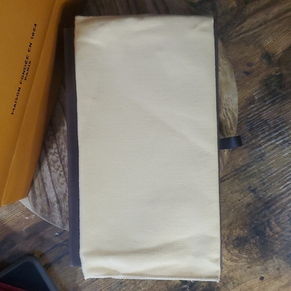 Louis Vuitton Long Wallet Box & Dust bag - Picture 11 of 11